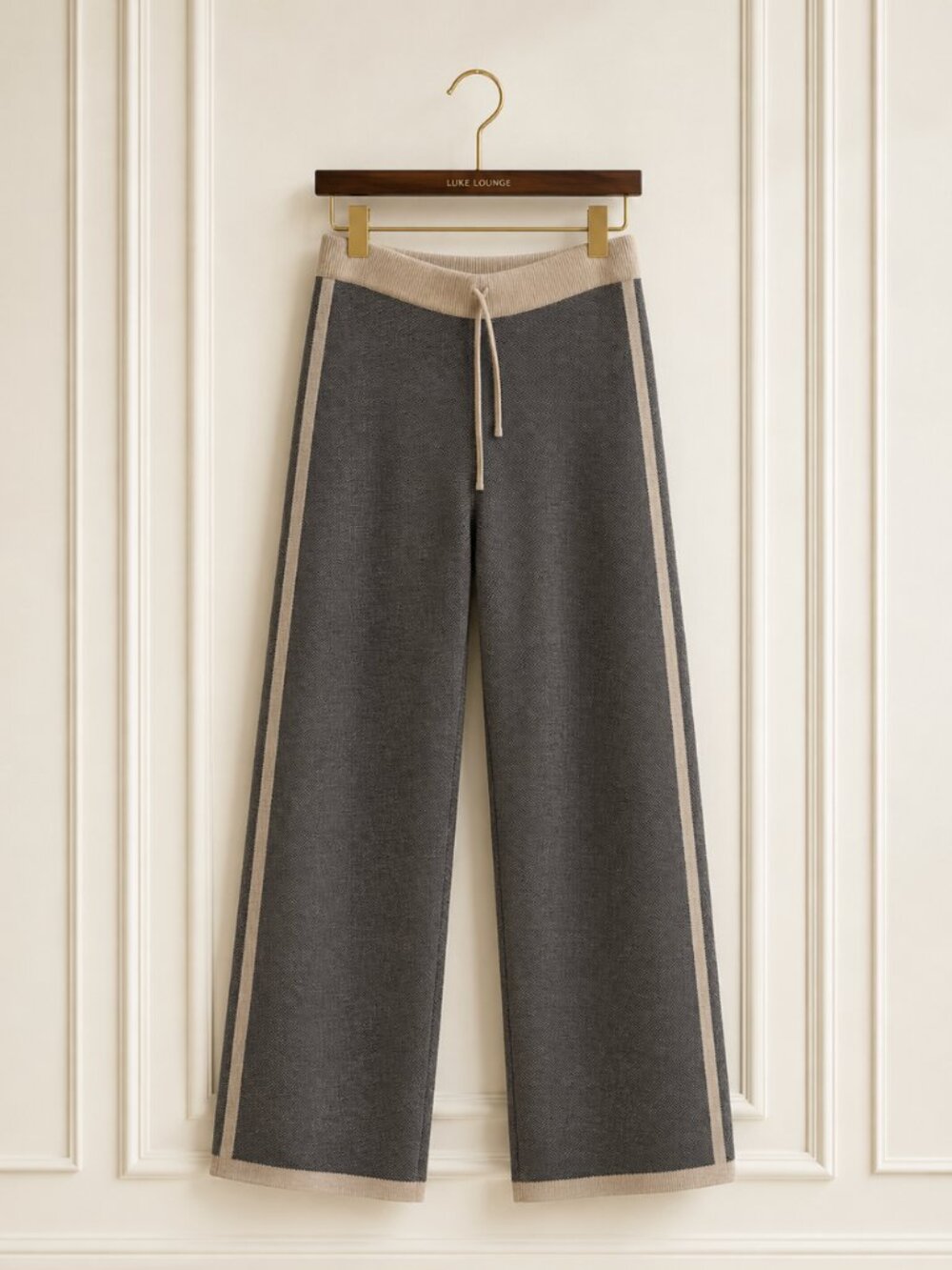 Med 2pc Lounge Knit Set by Maison Garrison - Picture 4 of 4